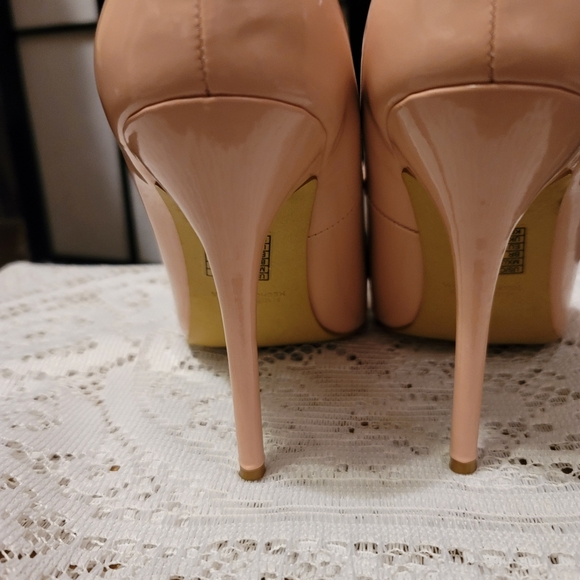 Forever 21 ladies classic slip on pointy toe stilletto high heal pumps Size 9 - Picture 8 of 12